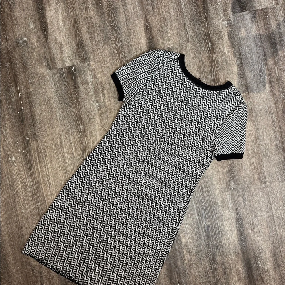 St. John Black and White Knit dress - Picture 2 of 3
